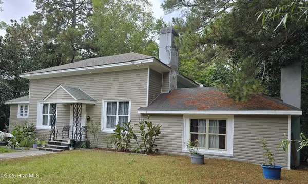 1014 N Independence ST, Kinston, NC 28501