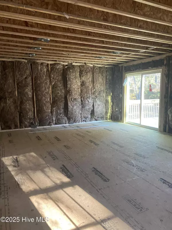 Southern Pines, NC 28387,435 W New Jersey AVE