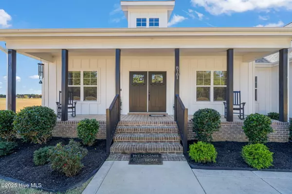 Four Oaks, NC 27524,8701 Nc Highway 210