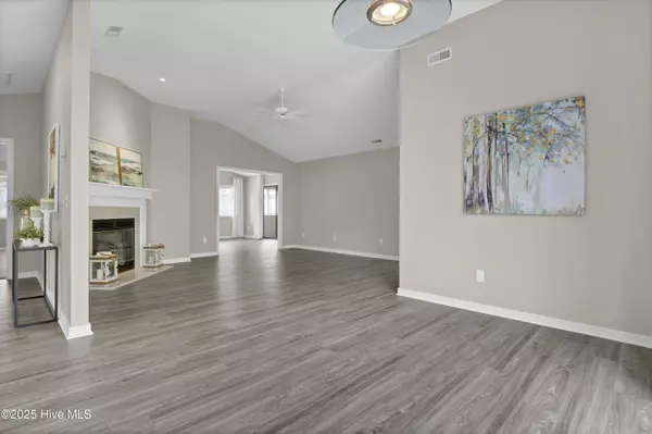 Wilmington, NC 28405,7223 Lounsberry CT