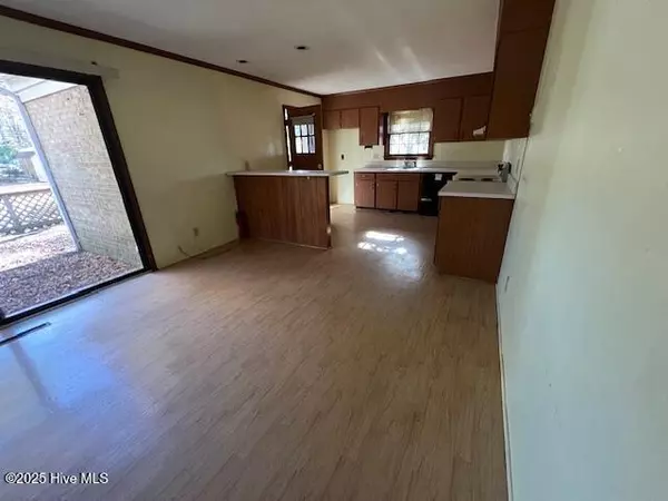 Goldsboro, NC 27534,406 S Oak Forest RD