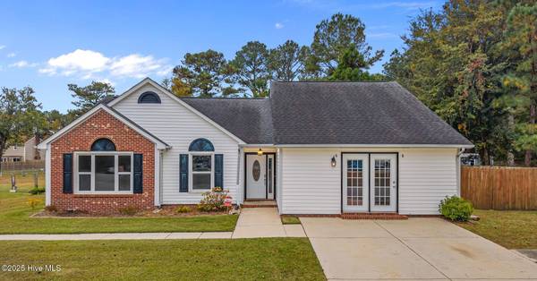280 Huff DR, Jacksonville, NC 28546