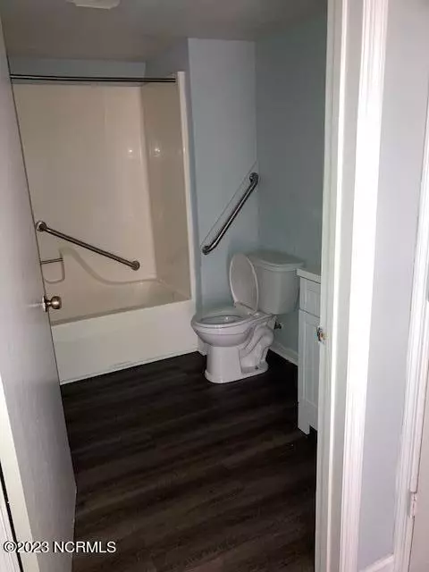 Greenville, NC 27858,709 Johnston ST #B