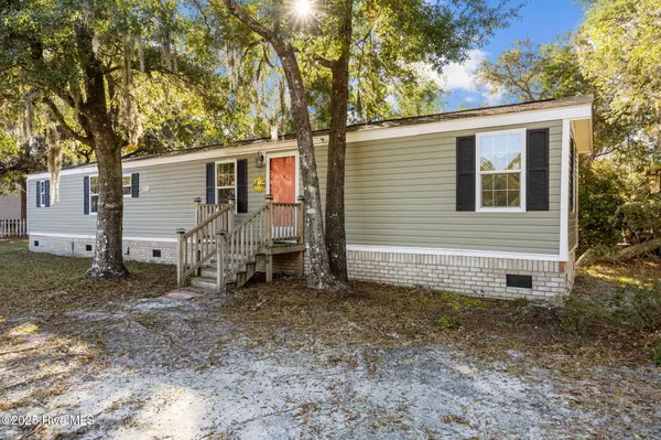 583 Hanover ST SE, Bolivia, NC 28422