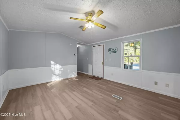 Bolivia, NC 28422,583 Hanover ST SE