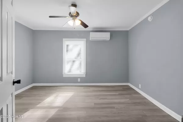 New Bern, NC 28560,522 Crawford ST