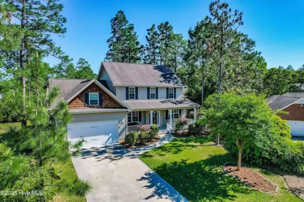 8 Danville LN, Pinehurst, NC 28374