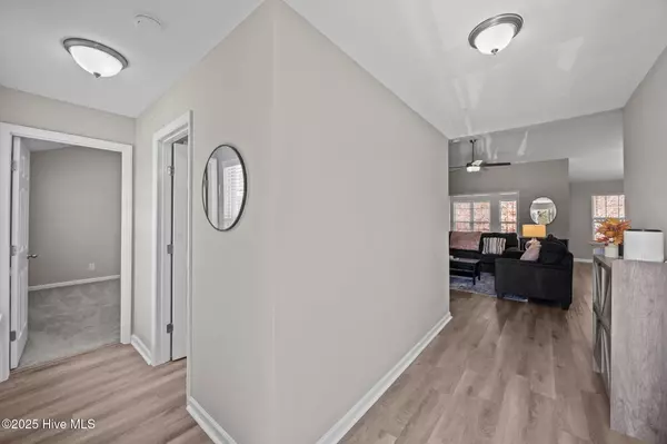 Greenville, NC 27858,2420 King Richard CT #G