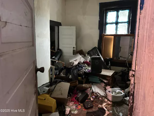 Goldsboro, NC 27530,211 E Elm ST