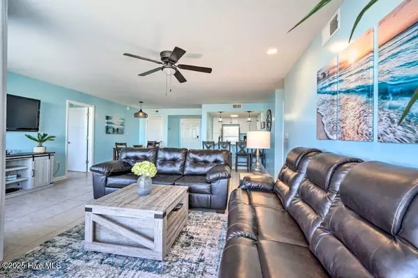 North Topsail Beach, NC 28460,2000 New River Inlet RD #Unit 3209