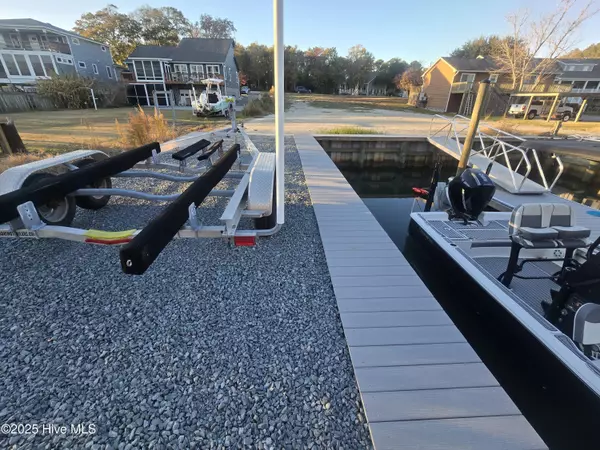 Hampstead, NC 28443,113 Mallard DR