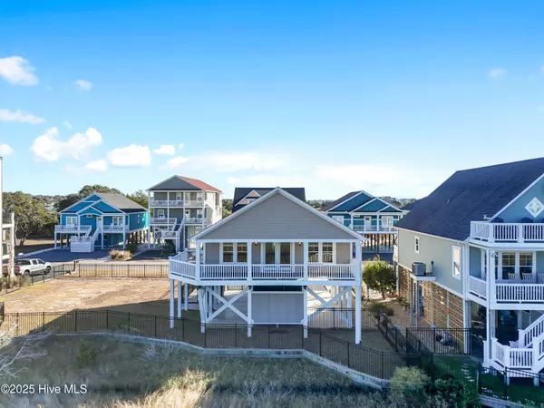 Holden Beach, NC 28462,139 Seagull DR