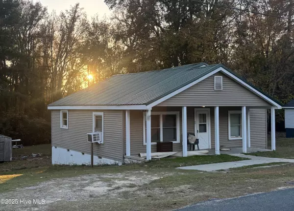 Rockingham, NC 28379,135 W Eason DR