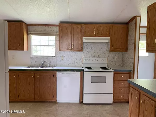 Jacksonville, NC 28540,179 Aberdeen LN