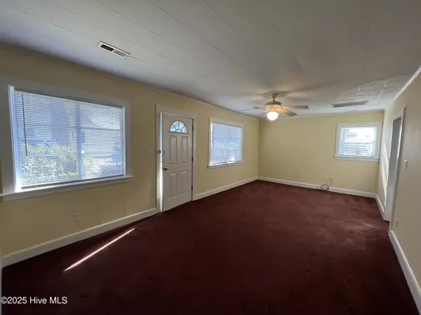 Hertford, NC 27944,204a Woodland Cr ST