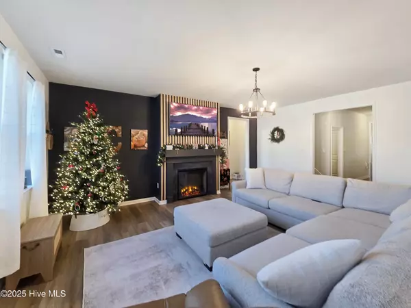 Elizabeth City, NC 27909,107 Green Run CT