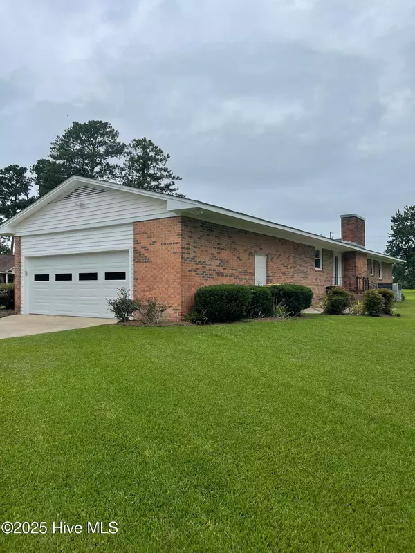 Jacksonville, NC 28540,200 Deborah PL