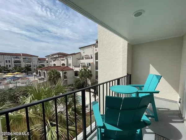 North Topsail Beach, NC 28460,790 New River Inlet RD #208b