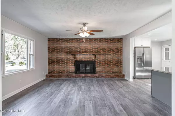 Whispering Pines, NC 28327,255 Foxcroft RD