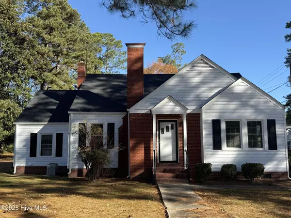 201 W Carolina ST, Fremont, NC 27830