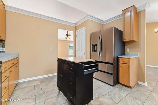 Clayton, NC 27520,215 Nelson CT