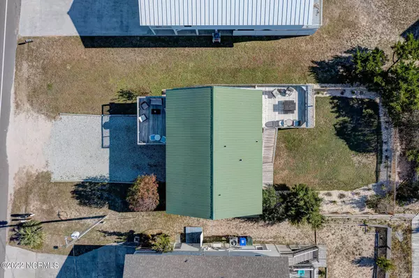 Surf City, NC 28445,1208 N New River DR