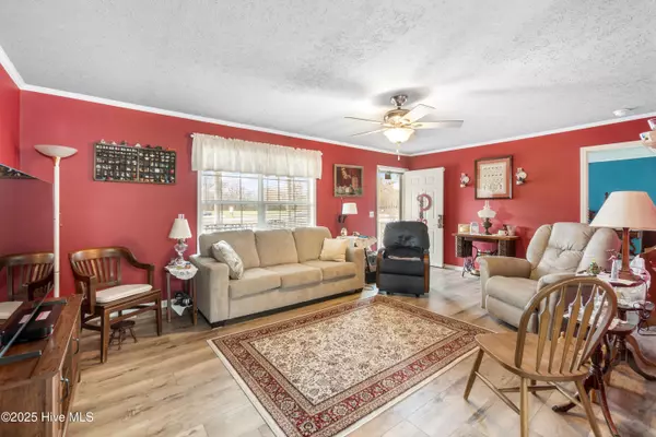 Hertford, NC 27944,396 Ocean HWY N