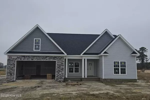 1907 Ridenour CT, Farmville, NC 27828