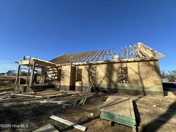 Pikeville, NC 27863,400 Creeks Edge DR