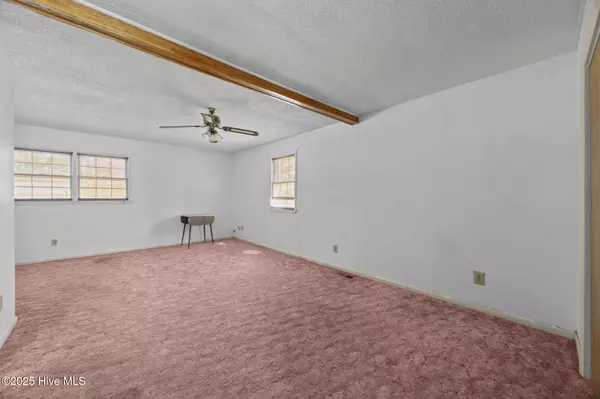 Wilmington, NC 28405,4213 Fairlawn DR