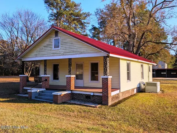 5039 Nc 42 HWY W, Wilson, NC 27893