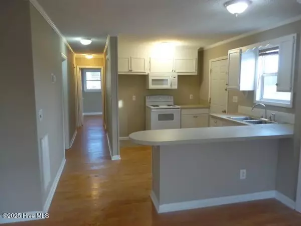 Farmville, NC 27828,1990 Us Highway 13 N