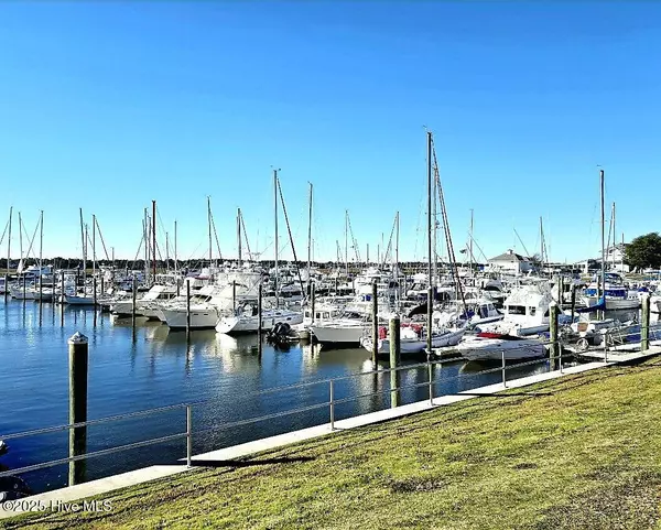 Southport, NC 28461,5007 Nester DR