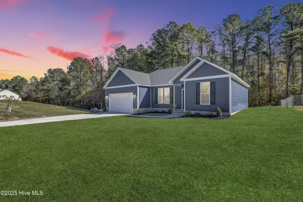 Jacksonville, NC 28540,210 E Ridge CT