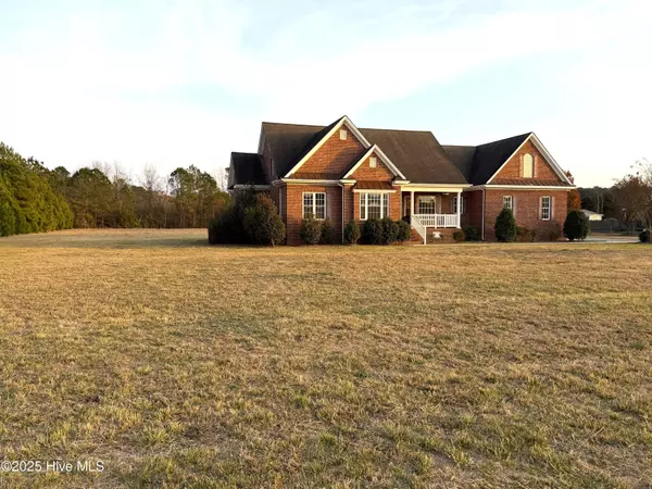 Goldsboro, NC 27530,102 Woodmere LN