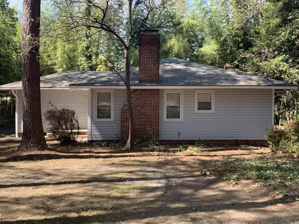 480 S May ST, Southern Pines, NC 28387