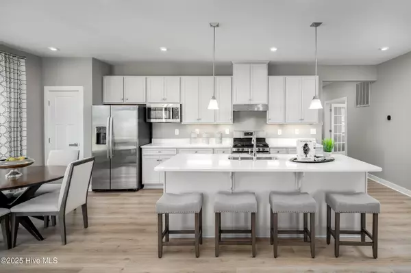 Navassa, NC 28451,4016 Farmfield DR