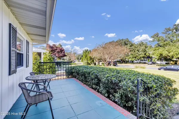 Wilmington, NC 28403,2302 Camellia DR