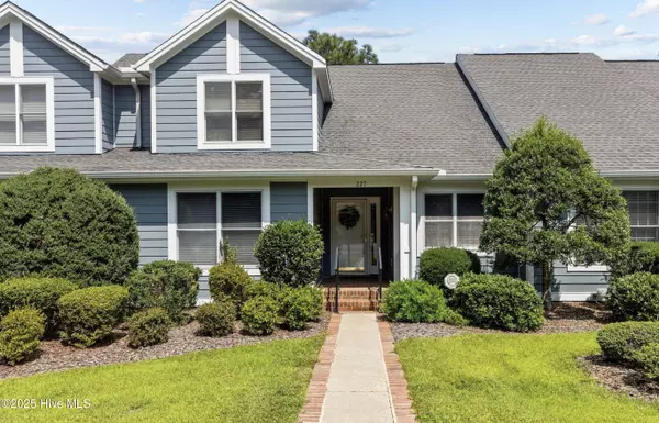 Southern Pines, NC 28387,227 N Knoll RD N