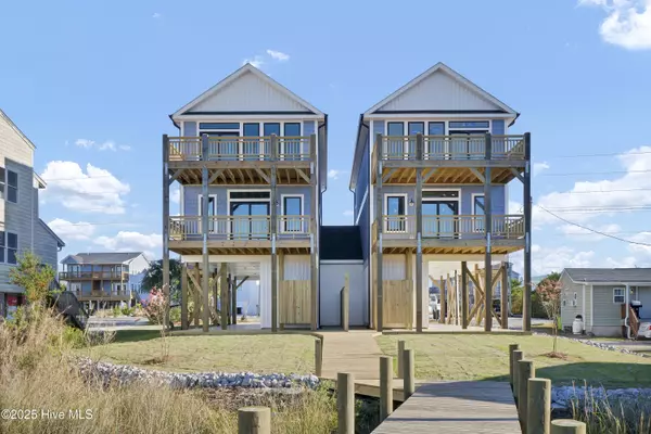 Surf City, NC 28445,705 S Topsail DR #A