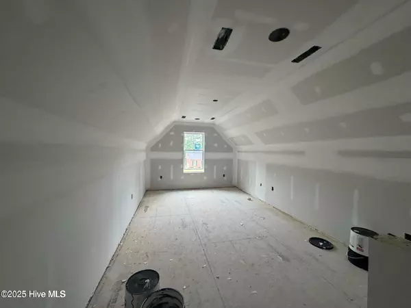 Goldsboro, NC 27534,302 Ellington WAY