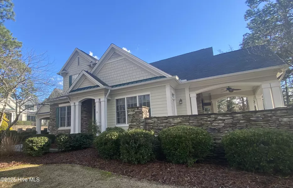 300 Cochrane Castle CIR ## 3, Pinehurst, NC 28374