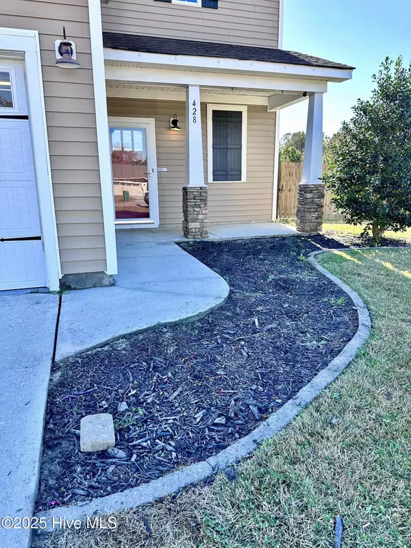 Jacksonville, NC 28540,428 Mccall DR
