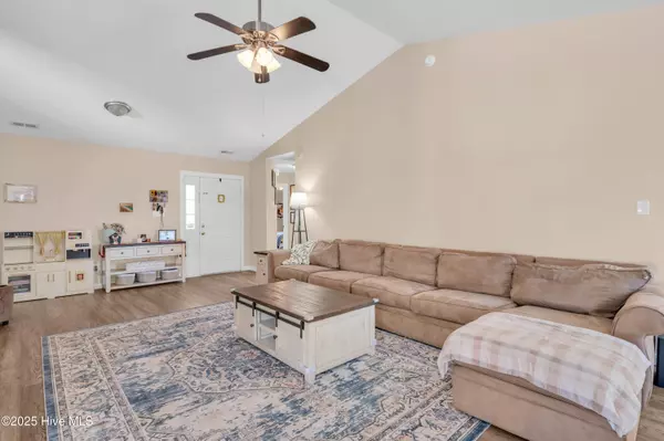 Jacksonville, NC 28546,103 Dunhill CT