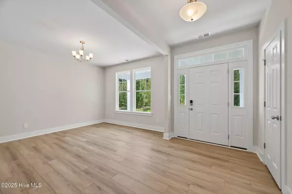 Moyock, NC 27958,101 Patience LN