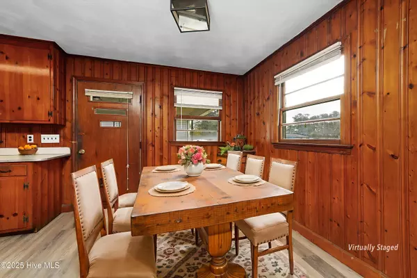 New Bern, NC 28560,2108 Griffin AVE