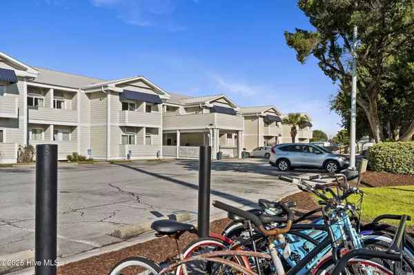 Atlantic Beach, NC 28512,602 W Ft Macon RD #148