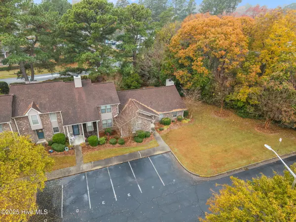 Greenville, NC 27858,1827 Quail Ridge RD #F
