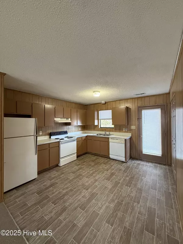 Morehead City, NC 28557,3800 Guardian AVE #32