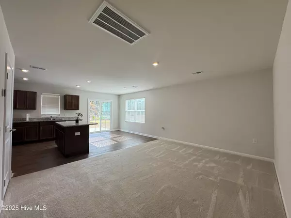 Navassa, NC 28451,3170 Edgehill DR